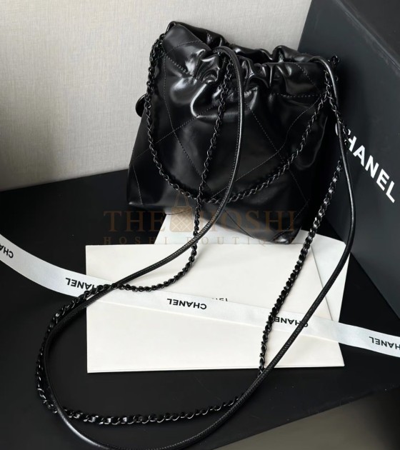 Ch**el 22 Mini Bag Calfskin Leather Black Size 19*6*20CM