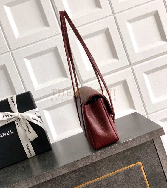 Ch**el Large Button Bag Red Lambskin 15*22*7cm Master Quality