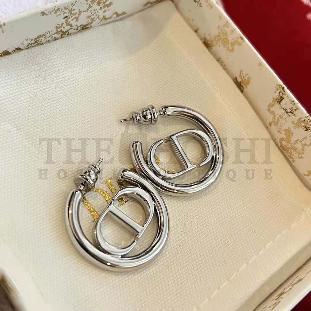 D10r Women 30 Montaigne Earrings Silver-Finish Metal Master Quality