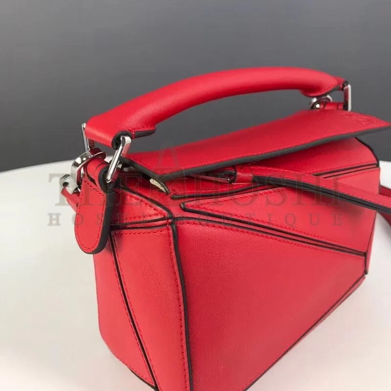 L0ew* Puzzle Mini Bag In Red Calfskin Master Quality