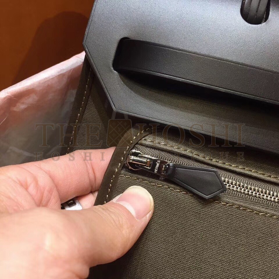 H**me5 Herbag Zip 31cm Bag In Black And Canopee Master Quality