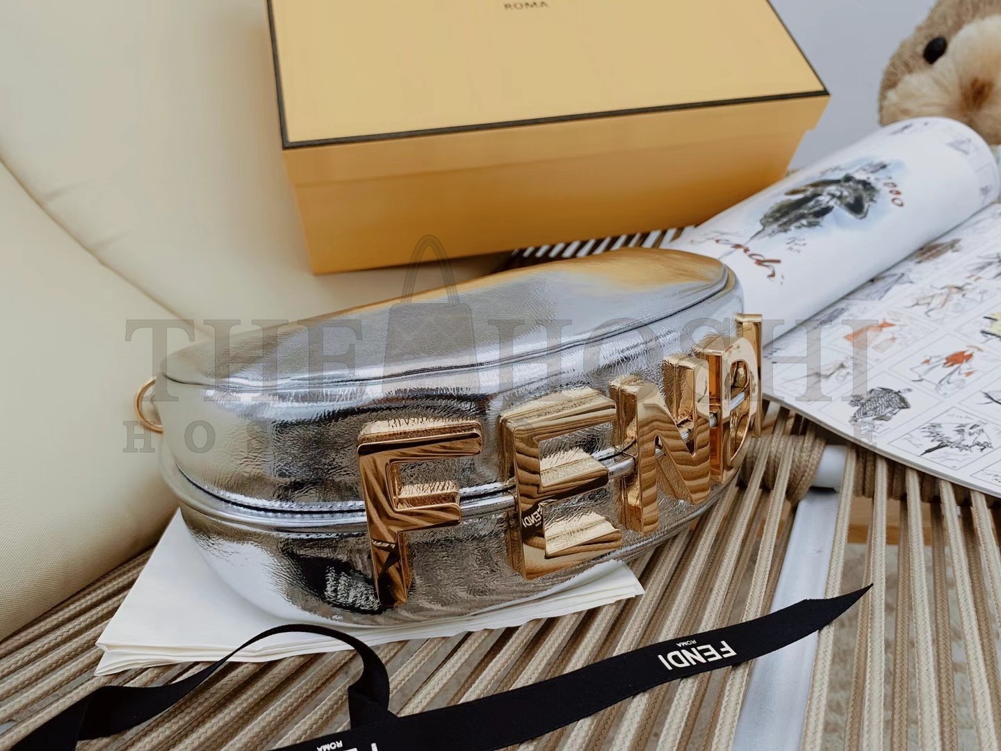 F**di F**digraphy Small Hobo Bag In Silver Metallic Leather Master Quality