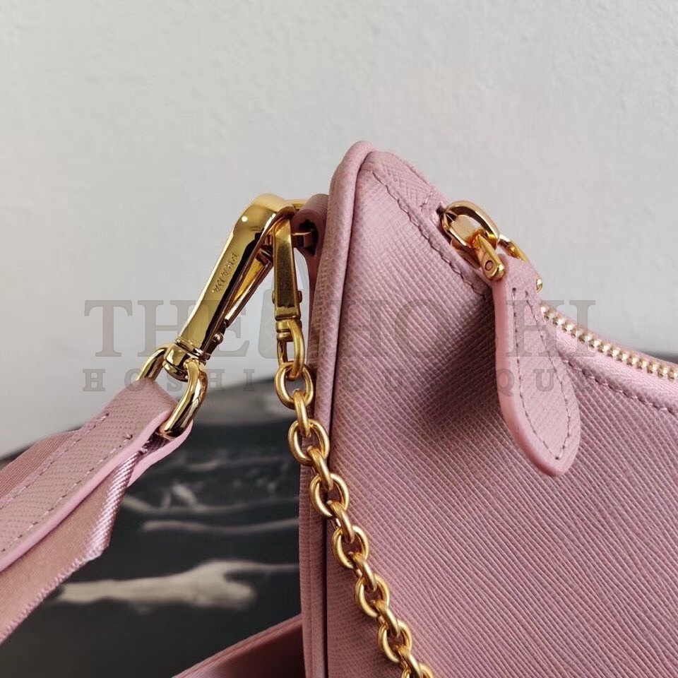 Pra*a Re-Edition 2005 Shoulder Bag In Pink Saffiano Leather Master Quality