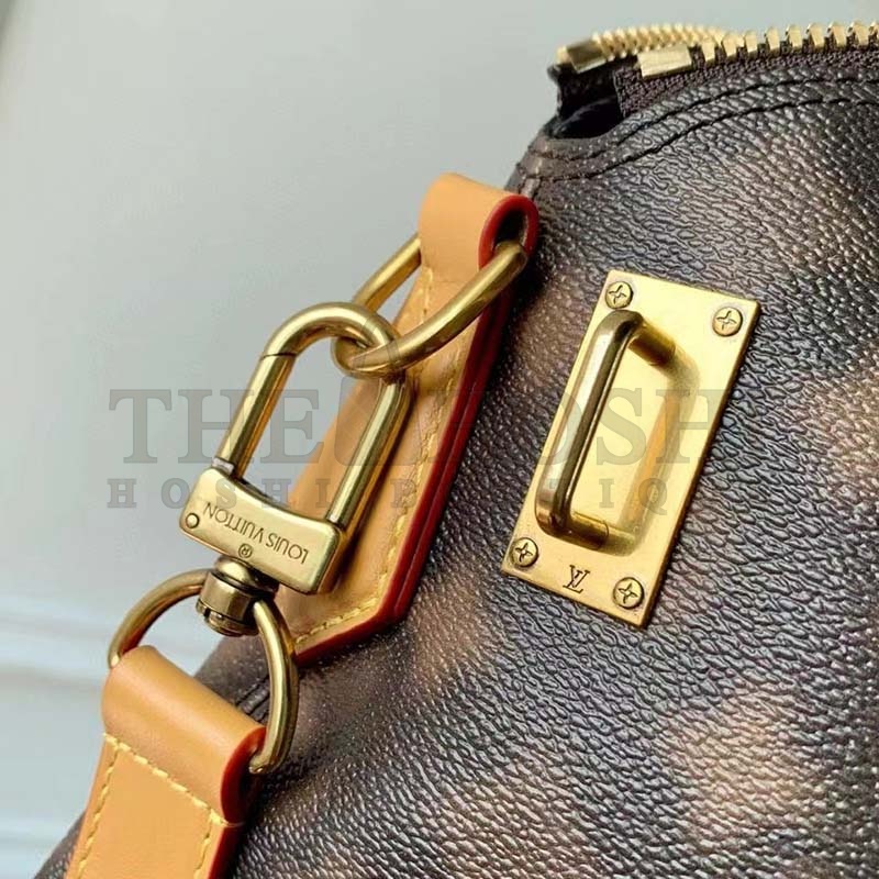 L0vis Vvtt0n LV Women Lock It Tote Blurry Monogram Coated Canvas Cowhide Leather Master Quality