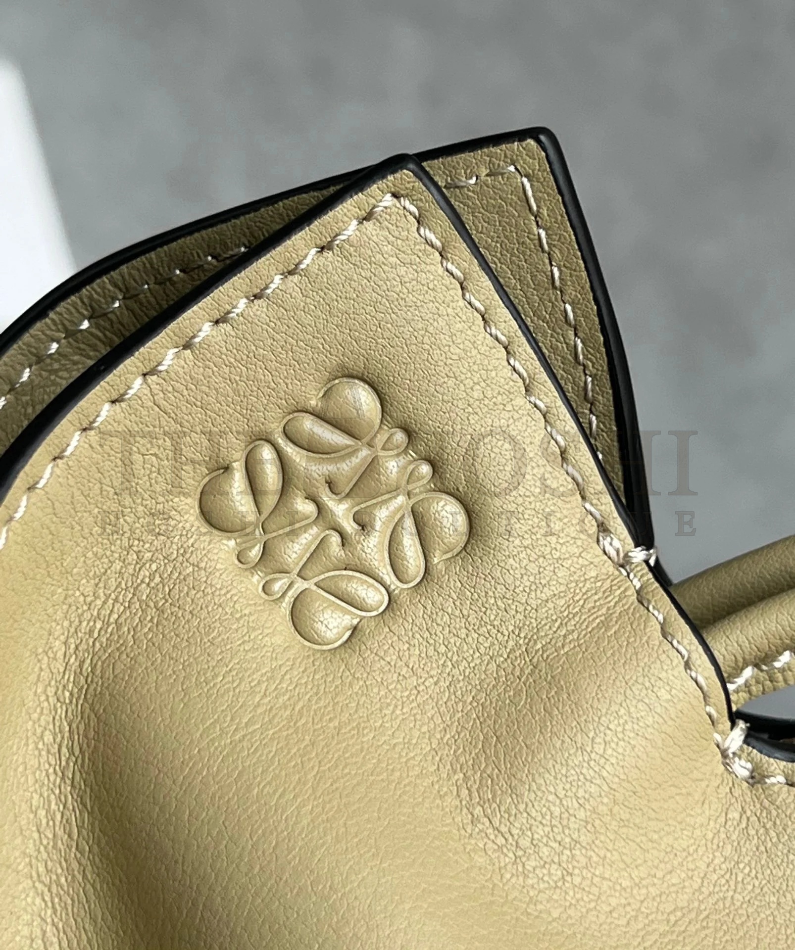 L0ew* Mini Flamenco Clutch Bag In Clay Green Calfskin Master Quality