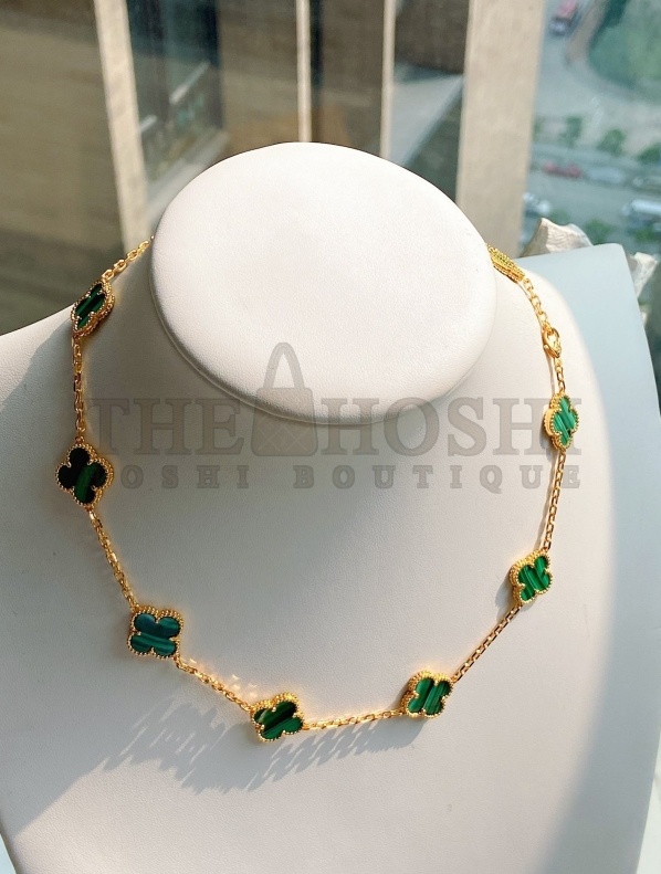 V*n Cl**f 10 motifs Necklace Master Quality