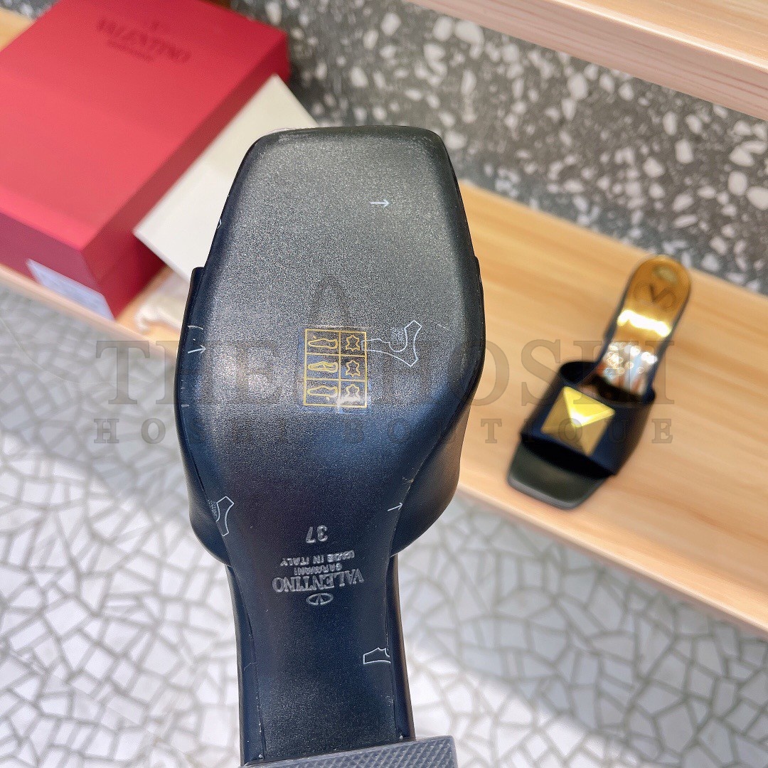 Va1e*ntin0 One Stud Slide Sandals 60mm In Black Calfskin Master Quality