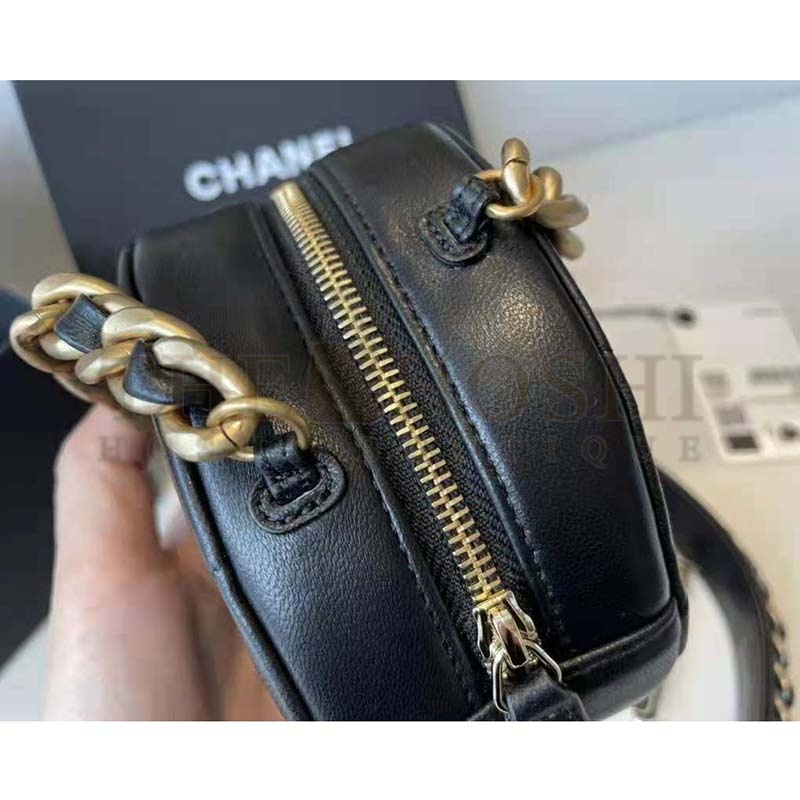 Ch**el Women Ch**el 19 Clutch with Chain Lambskin Gold Silver-Tone & Ruthenium Black Master Quality