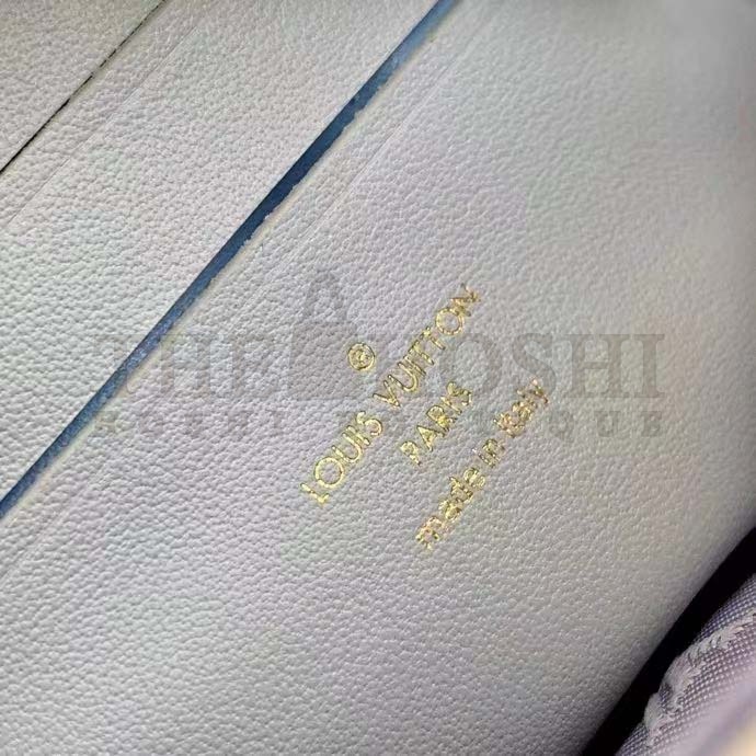 L0vis Vvtt0n LV Women Wallet On Strap Bubblegram Blue Monogram Embroidered Quilted Calf Master Quality