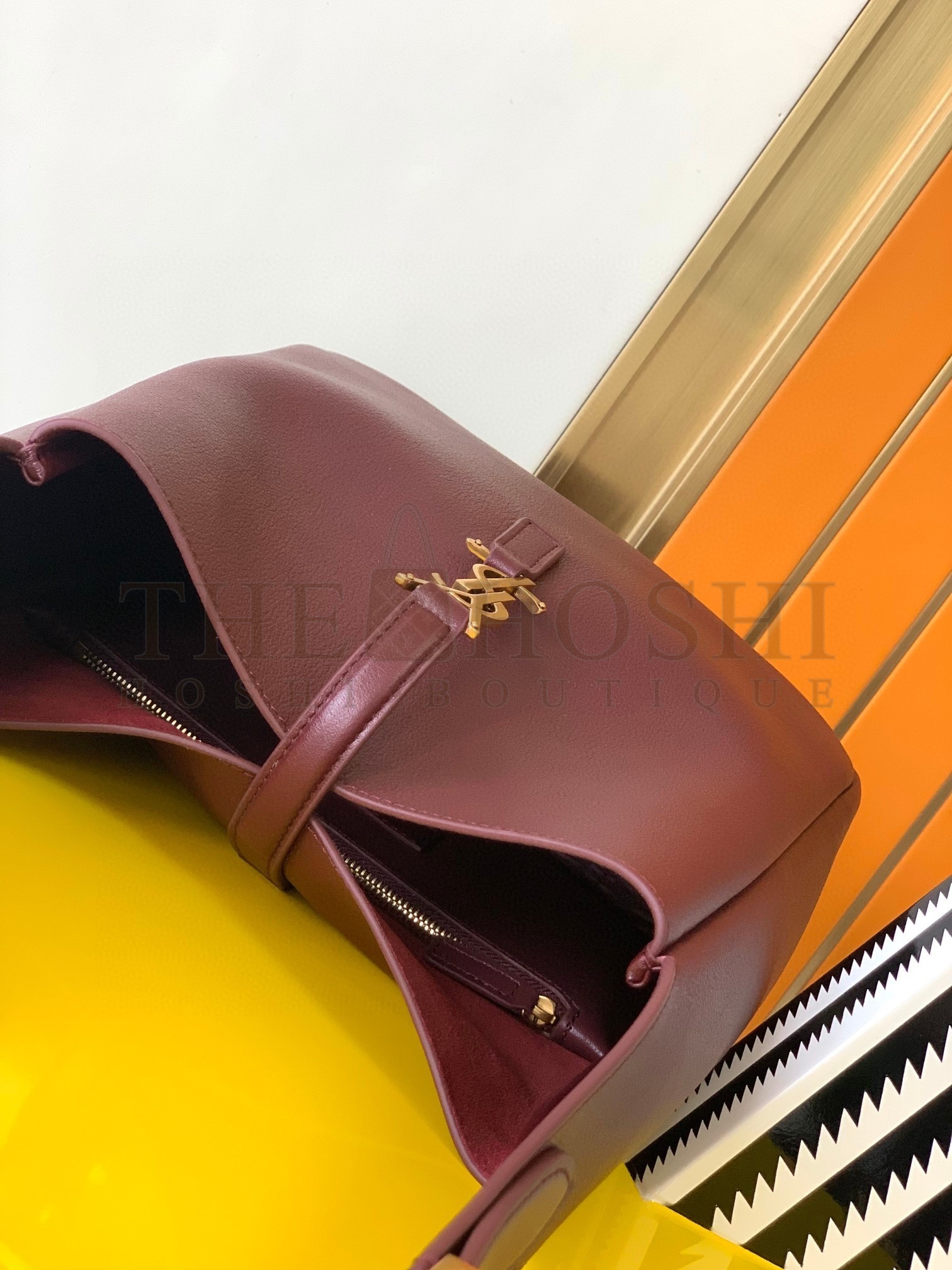 Sa1nt Lau*nt Le 5 A 7 Soft Small Shoulder Bag in Bordeaux Leather Master Quality