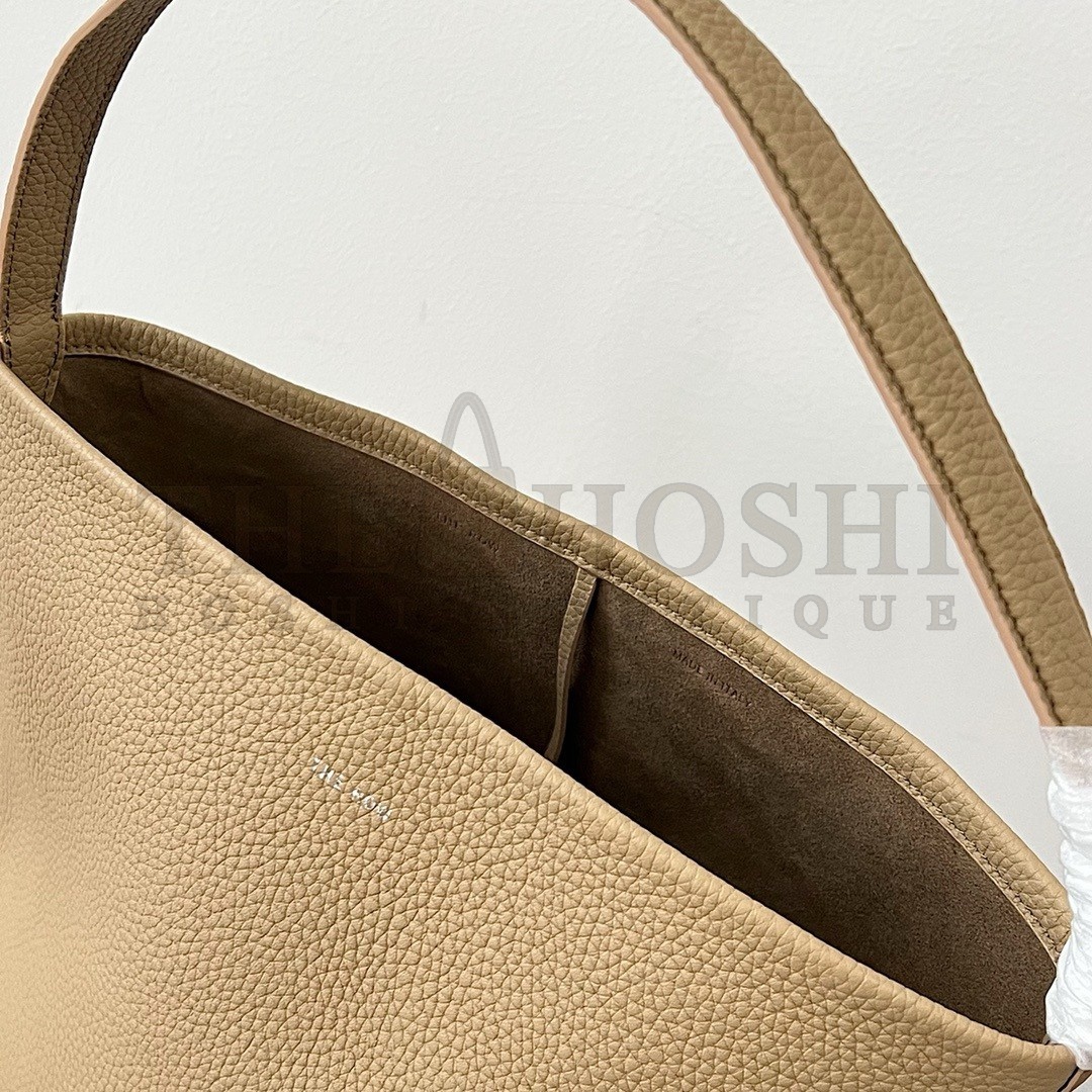 The R0w Medium N/S Park Tote in Taupe Grained Leather Master Quality