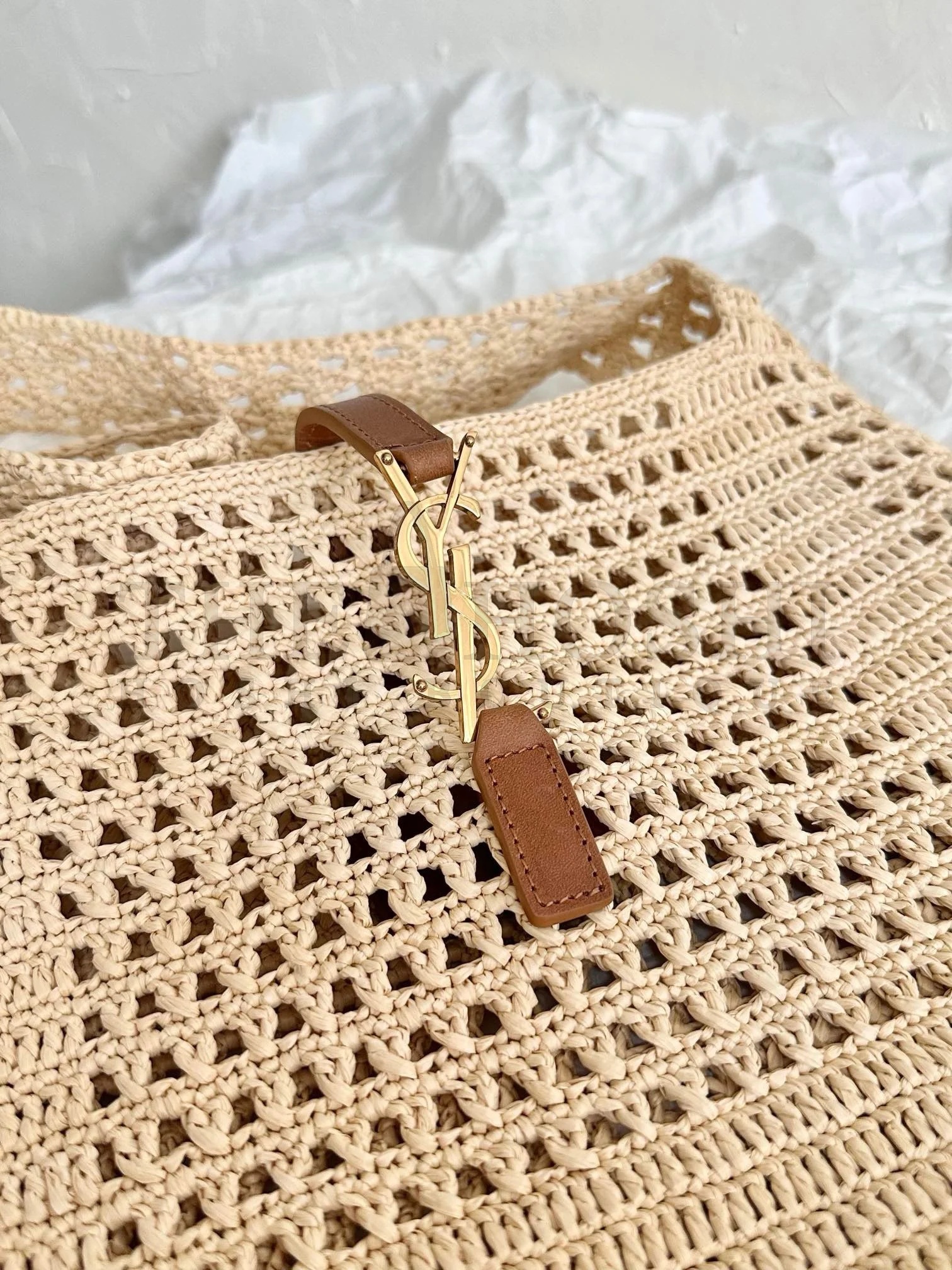 Sa1nt Lau*nt Le 5 A 7 Medium Tote Bag in Naturel Raffia Master Quality