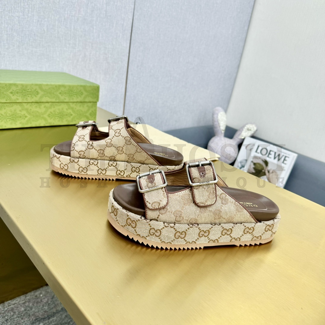 Gvc*1 sandals Master Quality