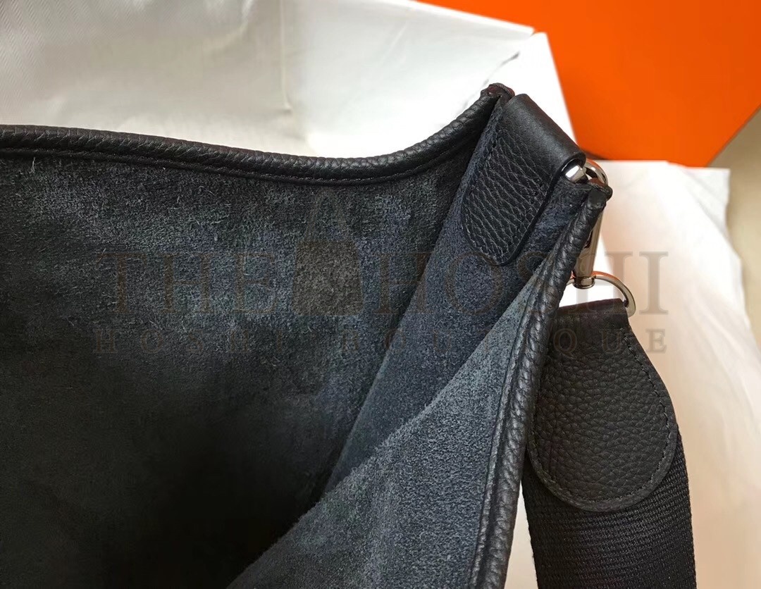 H**me5 Evelyne III 29 Bag In Black Clemence Leather Master Quality