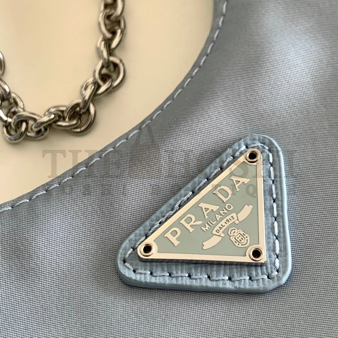 Pra*a Re-Edition 2005 Shoulder Bag In Blue Re-Nylon Master Quality