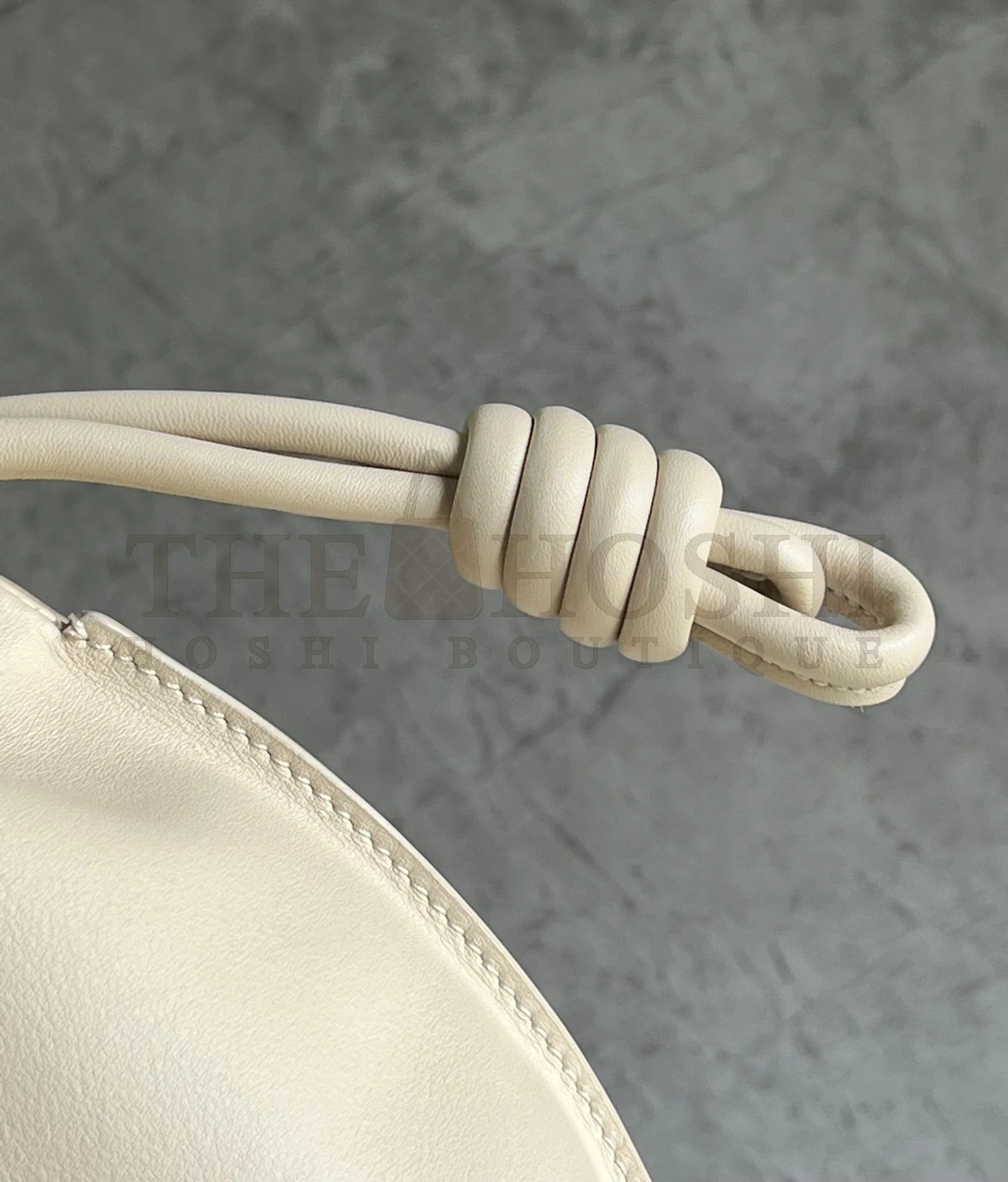 L0ew* Flamenco Clutch Bag In Angora Calfskin Master Quality