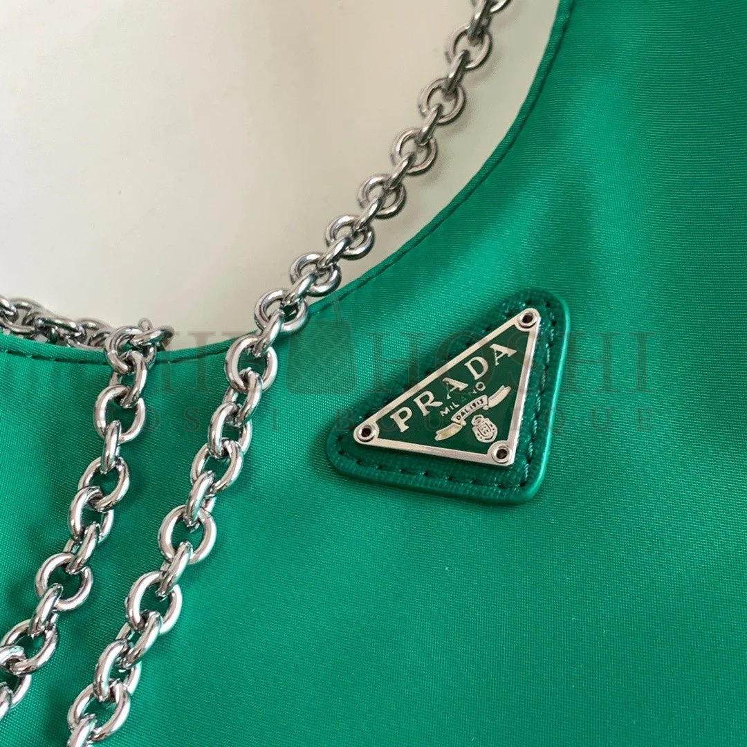 Pra*a Re-Edition 2005 Shoulder Bag In Green Re-Nylon Master Quality