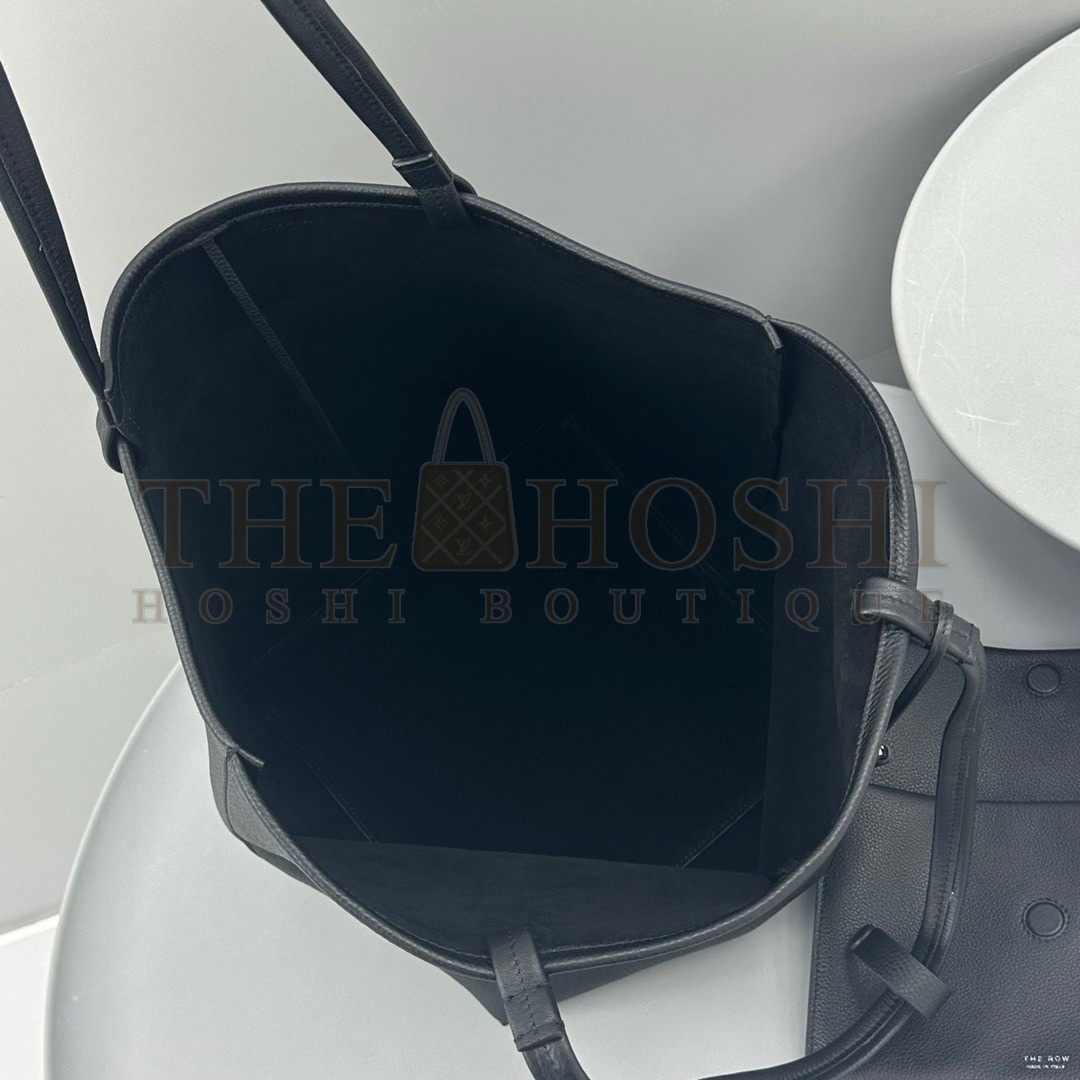 The R0w Medium Park Tote in Black Grained Leather Master Quality