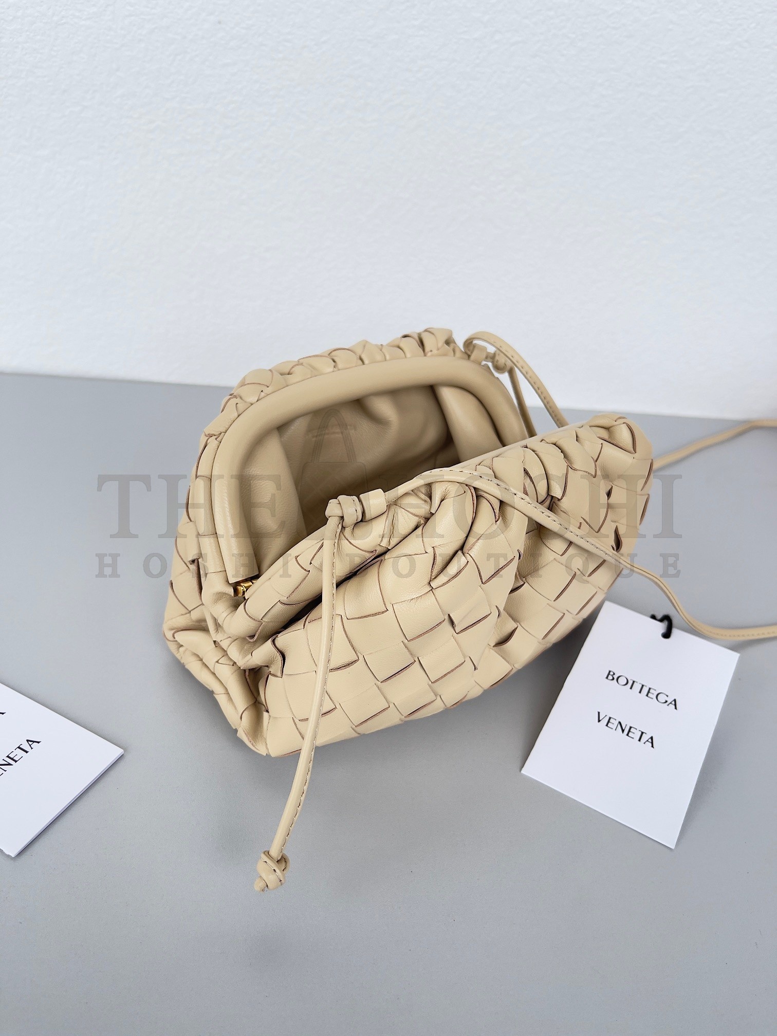 B0tt*ga Ven*ta Mini Pouch with Strap in Porridge Intrecciato Lambskin Master Quality