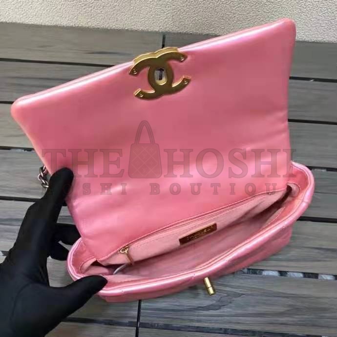 Ch**el Women 19 Flap Bag Lambskin Gold Silver-Tone & Ruthenium-Finish Metal Coral Master Quality