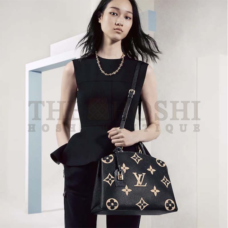 L0vis Vvtt0n LV Women Grand Palais Tote Bag Black Monogram Embossed Grained Cowhide Master Quality