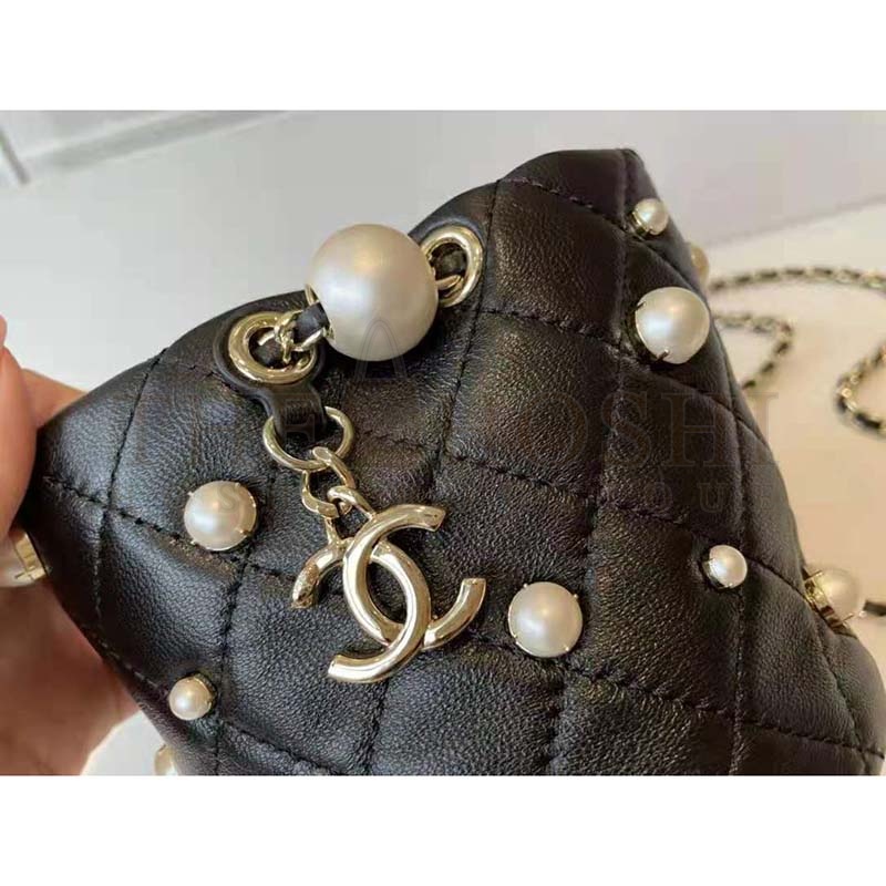 Ch**el Women Mini Drawstring Bag Lambskin Imitation Pearls &amp; Gold-Tone Metal Black Master Quality