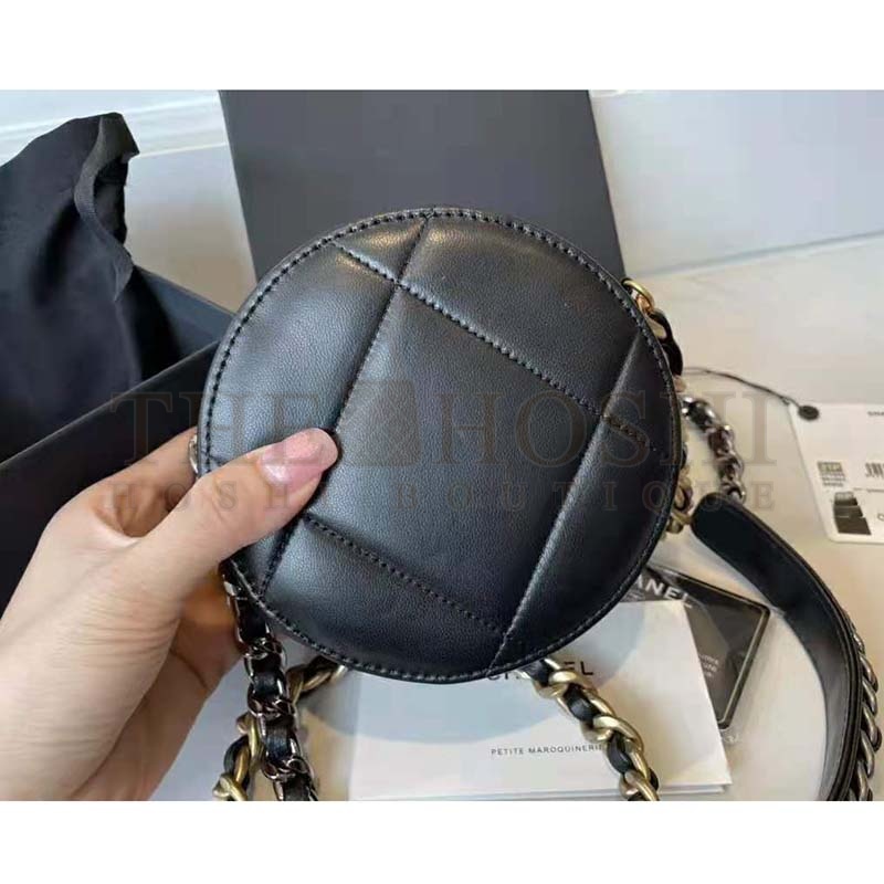 Ch**el Women Ch**el 19 Clutch with Chain Lambskin Gold Silver-Tone & Ruthenium Black Master Quality