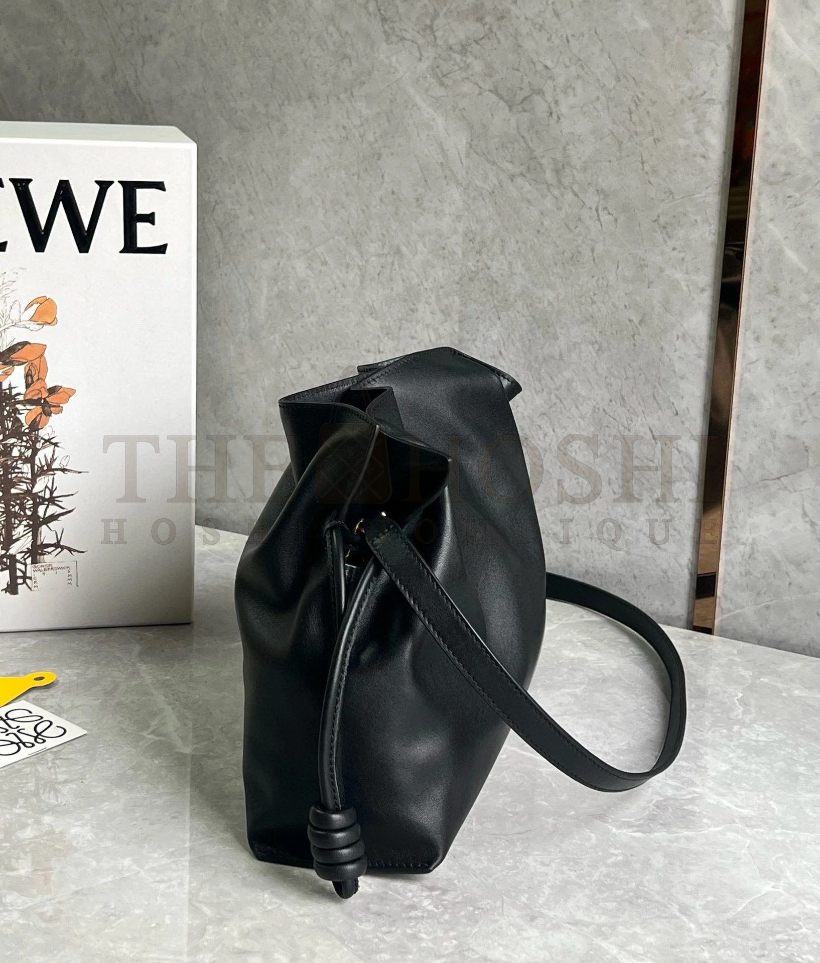 L0ew* Flamenco Clutch Bag in Black Nappa Calfskin Master Quality