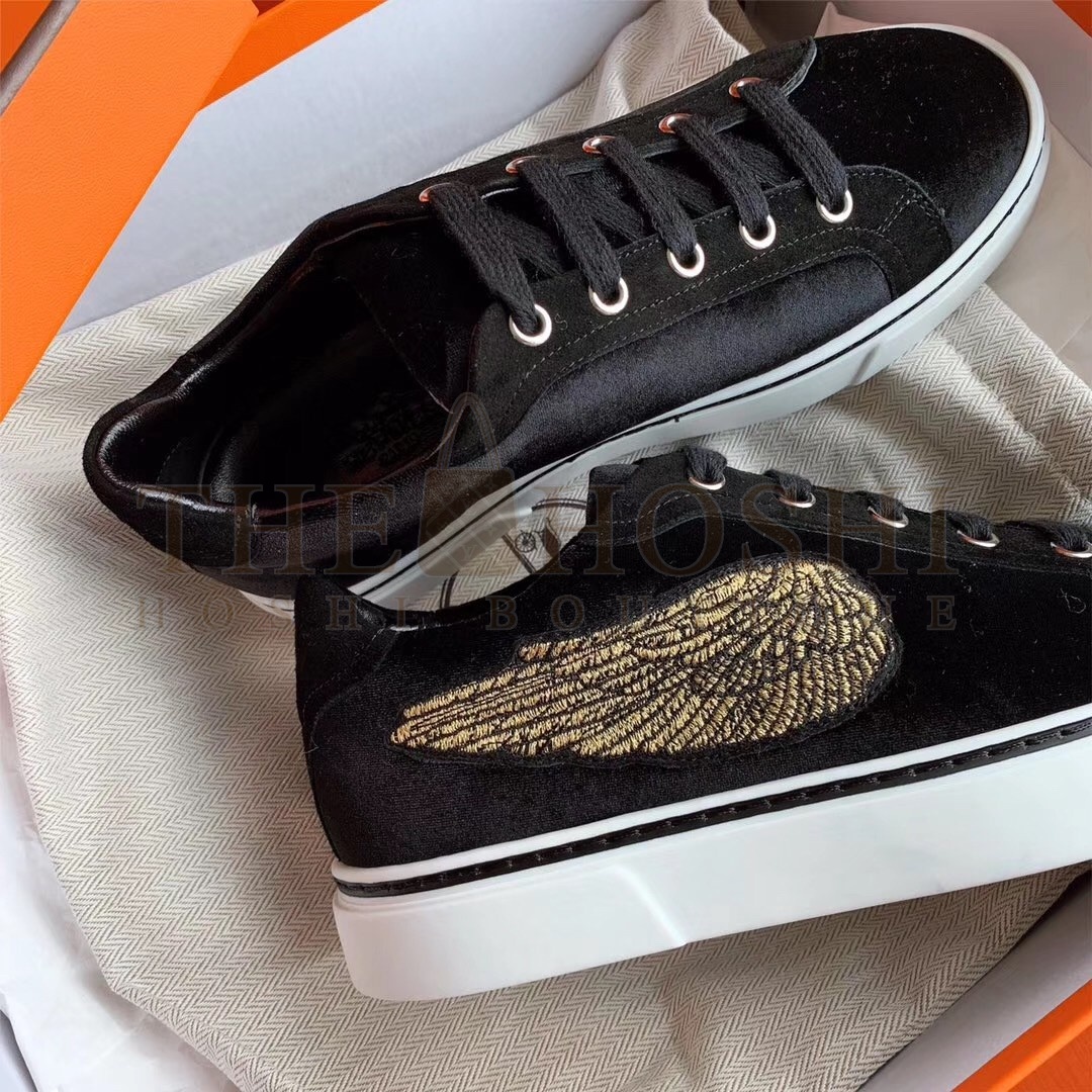 H**me5 Velvet Sneakers In Black Velvet With Embroidered Wing Patch Master Quality