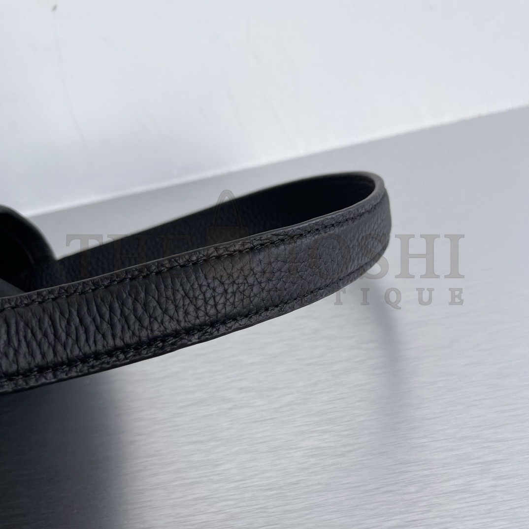 The R0w Small N/S Park Tote in Black Grained Leather Master Quality