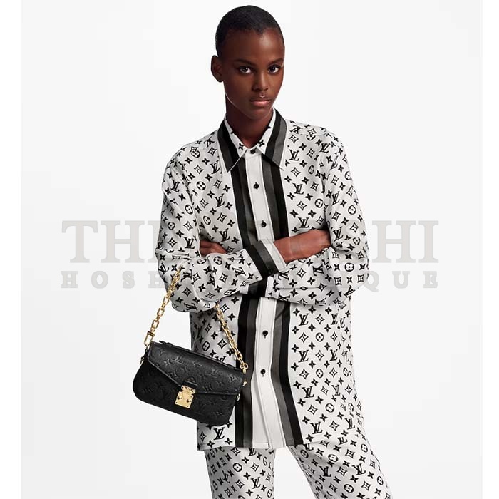 L0vis Vvtt0n LV Women Pochette Metis East West Bag Black Grained Cowhide Leather Master Quality