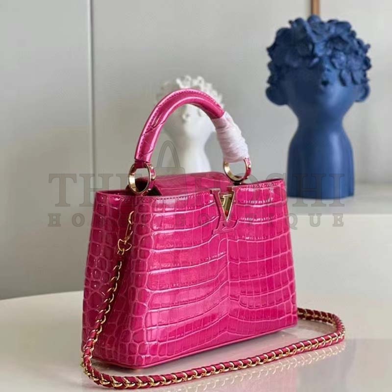 L0vis Vvtt0n LV Women Capucines BB Handbag Pink Crocodilian Leather Master Quality
