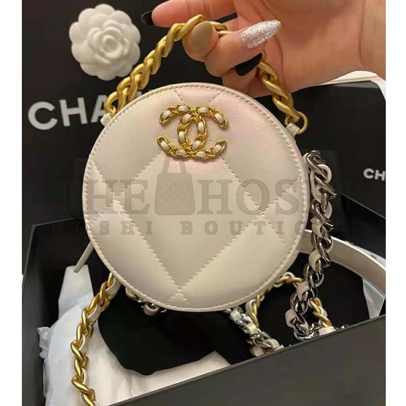 Ch**el Women Ch**el 19 Clutch with Chain Lambskin Gold Silver-Tone Ruthenium White Master Quality