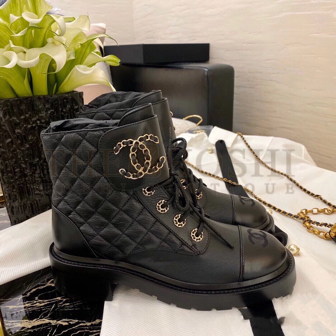 Ch**el  Shiny Lambskin Quilted Lace Up Combat Boots Master Quality