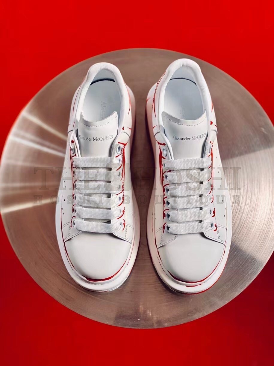 A1exa*der Mcqv*en Men