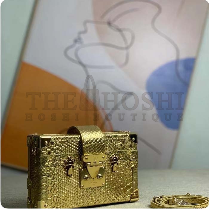 L0vis Vvtt0n LV Women Petite Malle Handbag Metallise Golden Hour Brilliant Alligator Leather Master Quality