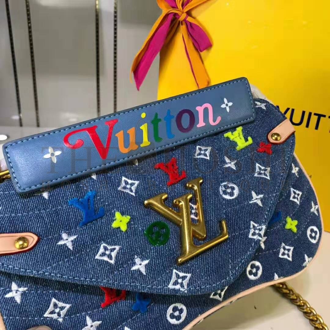 L0vis Vvtt0n LV Women New Wave Chain Bag MM-Blue Master Quality