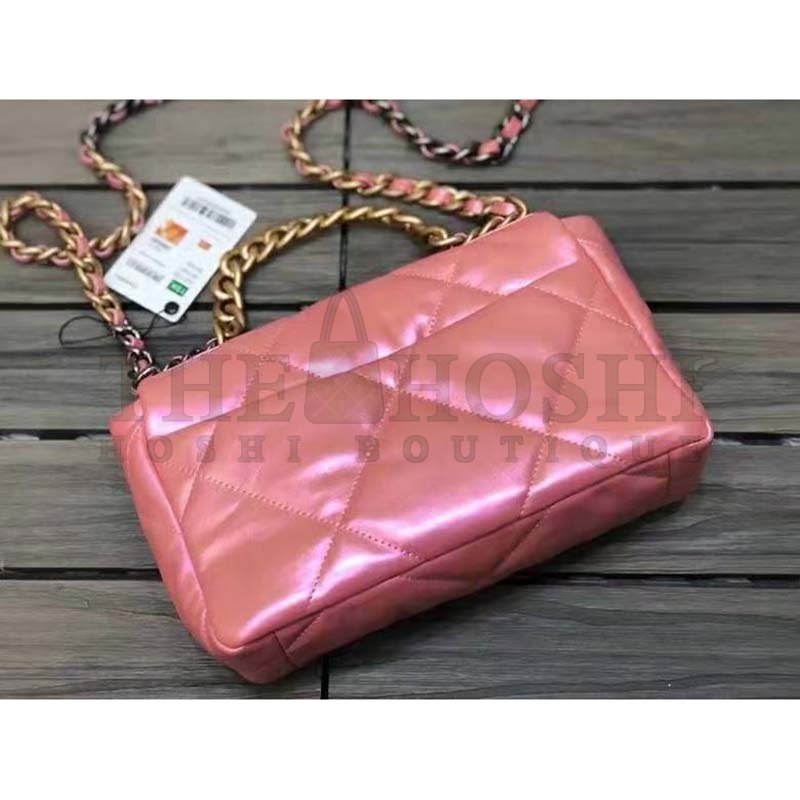 Ch**el Women 19 Flap Bag Lambskin Gold Silver-Tone & Ruthenium-Finish Metal Coral Master Quality