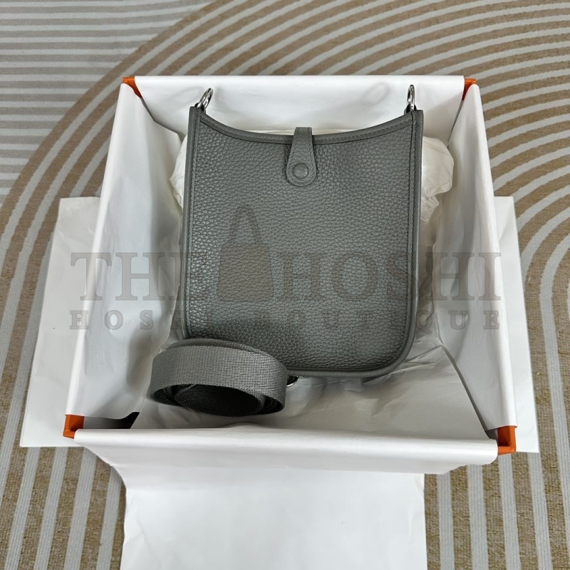 H**me5 Evelyn Bags Master Quality