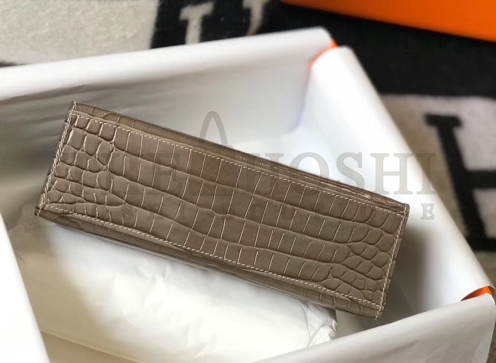 H**me5 Kelly Pochette Bag In Taupe Embossed Crocodile Leather Master Quality