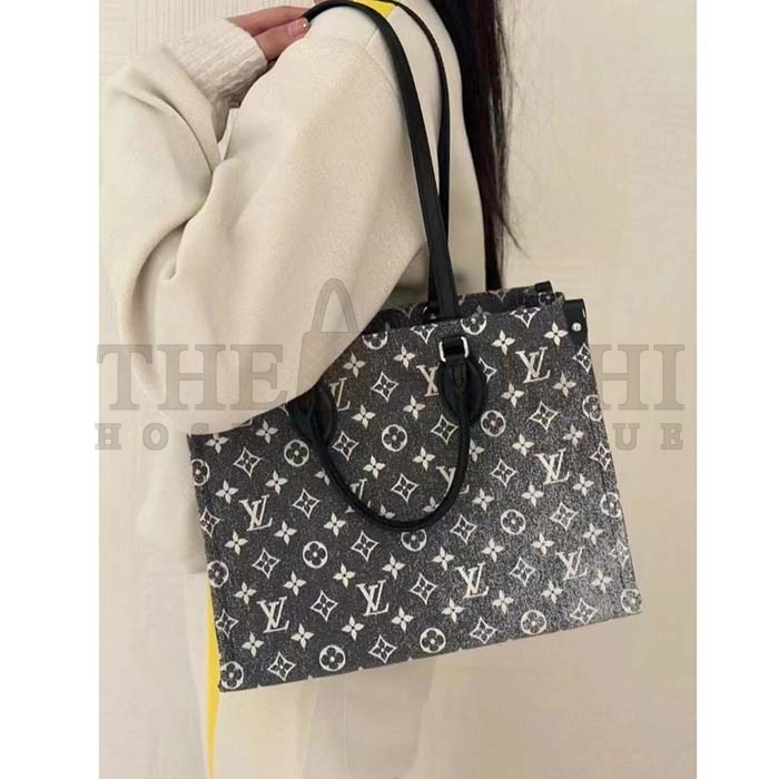L0vis Vvtt0n LV Women OnTheGo MM Tote Gray Denim Textile Jacquard Master Quality