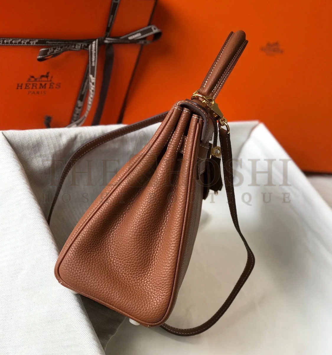 H**me5 Kelly 25cm Retourne Bag in Gold Clemence Leather GHW Master Quality