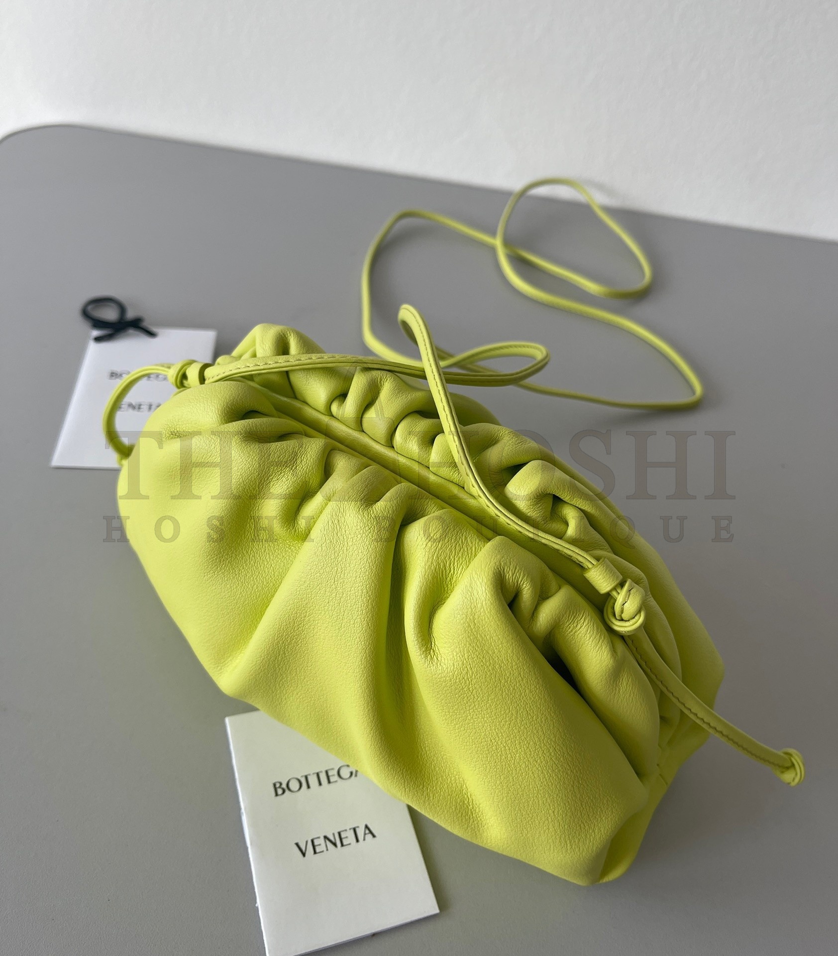 B0tt*ga Ven*ta Mini Pouch Bag In Kiwi Calfskin Master Quality