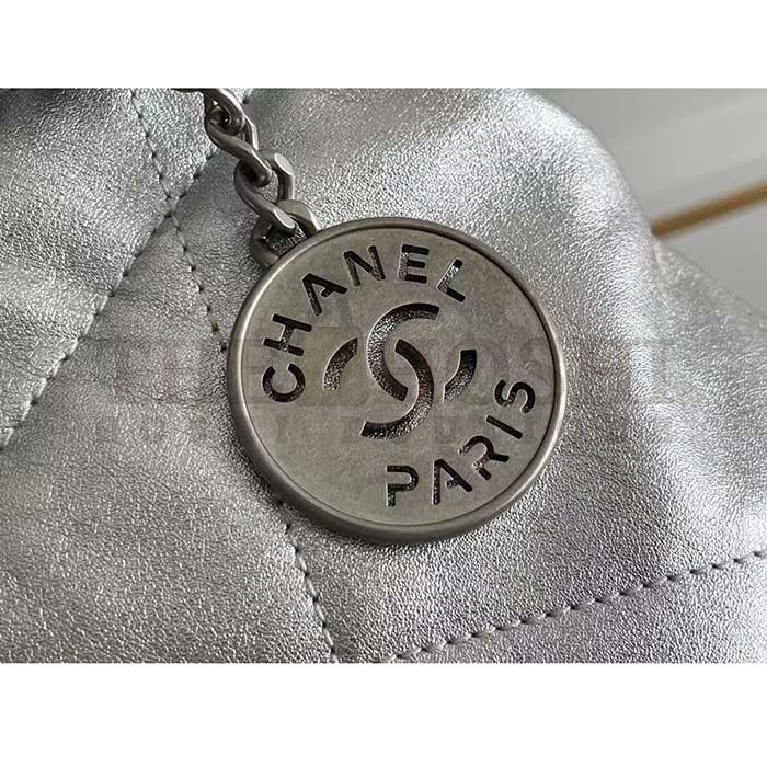 Ch**el Women CC 22 Handbag Metallic Calfskin Silver-Tone Metal Silver Master Quality