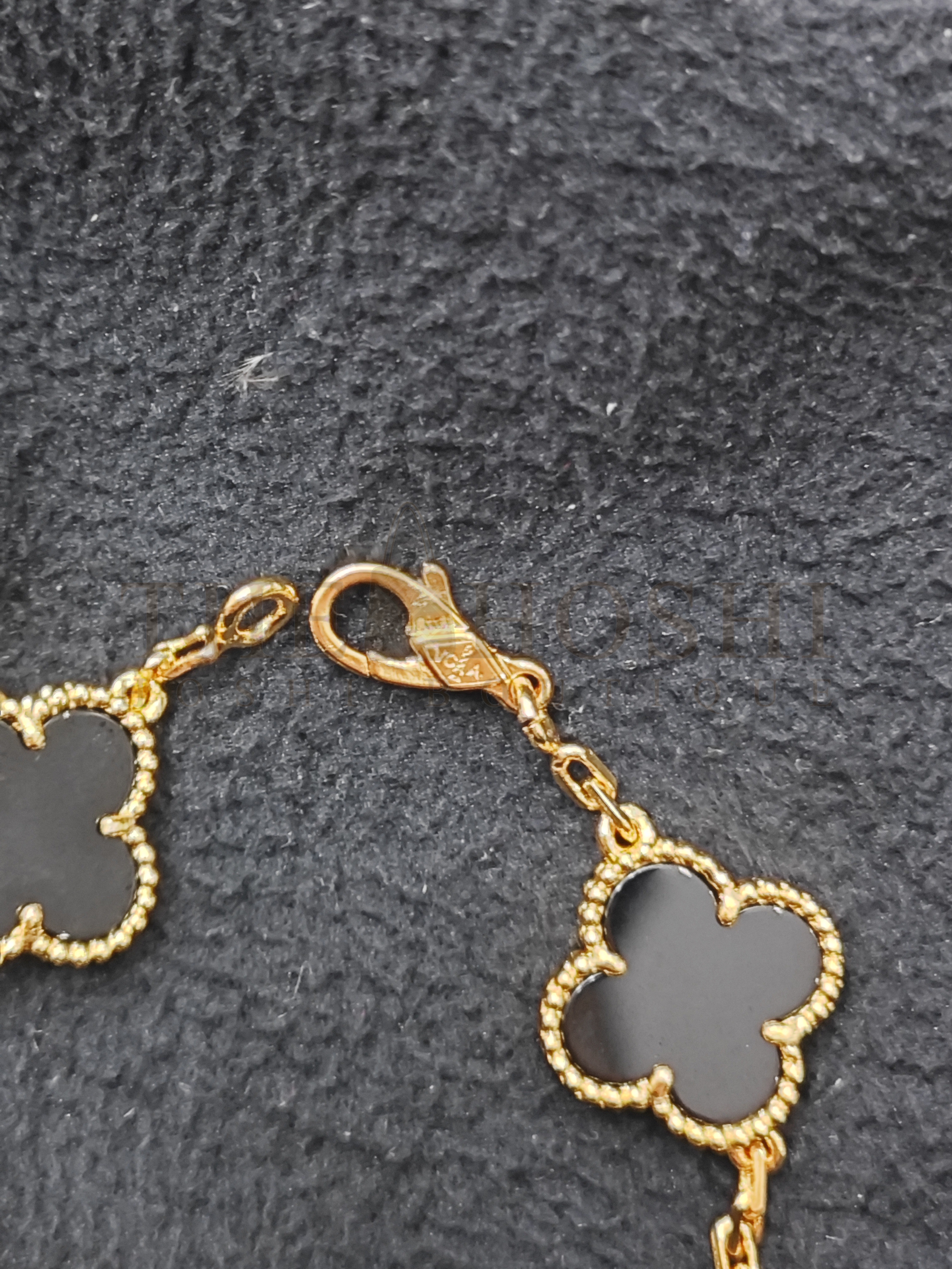 V*n Cl**f Bracelet, Gold Clover Bracelet, Vintage Alhambra bracelet, 5 motifs, Black Onys Master Quality