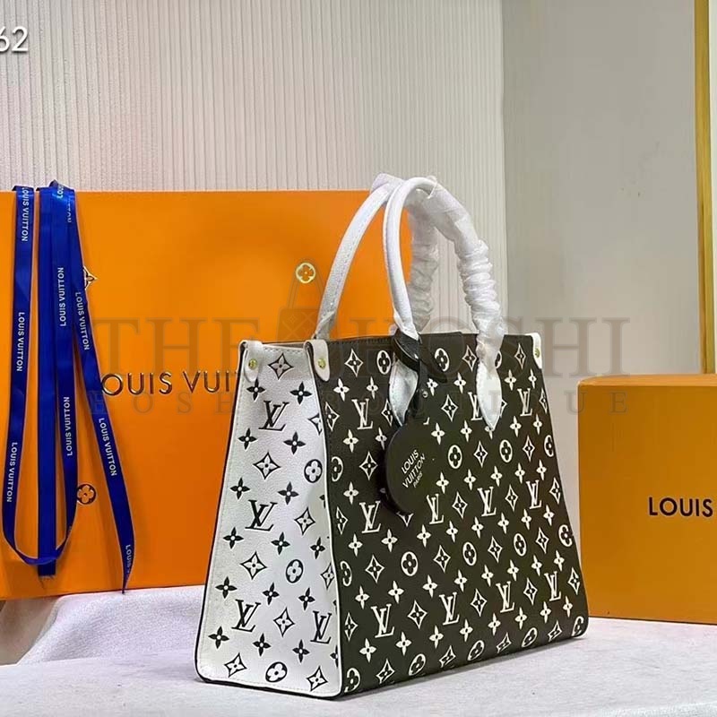 L0vis Vvtt0n LV Women OnTheGo MM Tote Bag Green Printed Embossed Grained Cowhide Master Quality