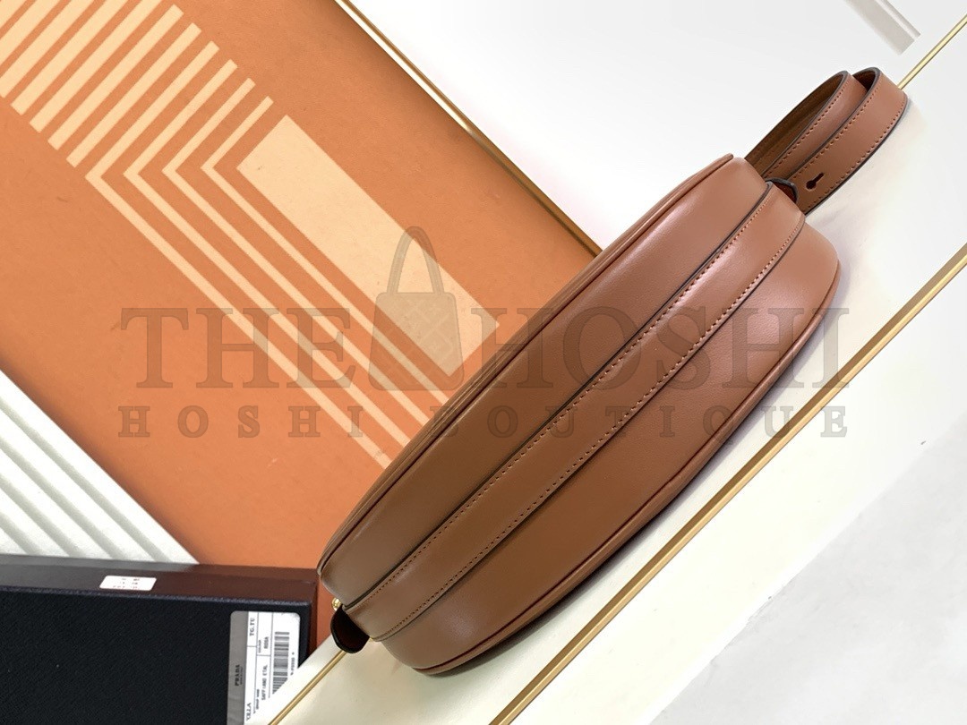 Pra*a Arque Shoulder Bag in Brown Leather Master Quality