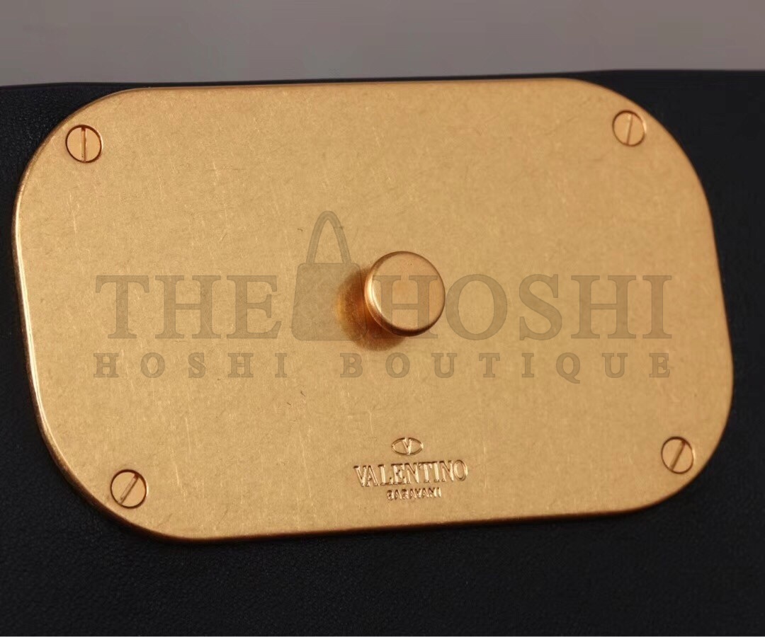 Va1e*ntin0 Garavani Red Small VRing Shoulder Bag Master Quality