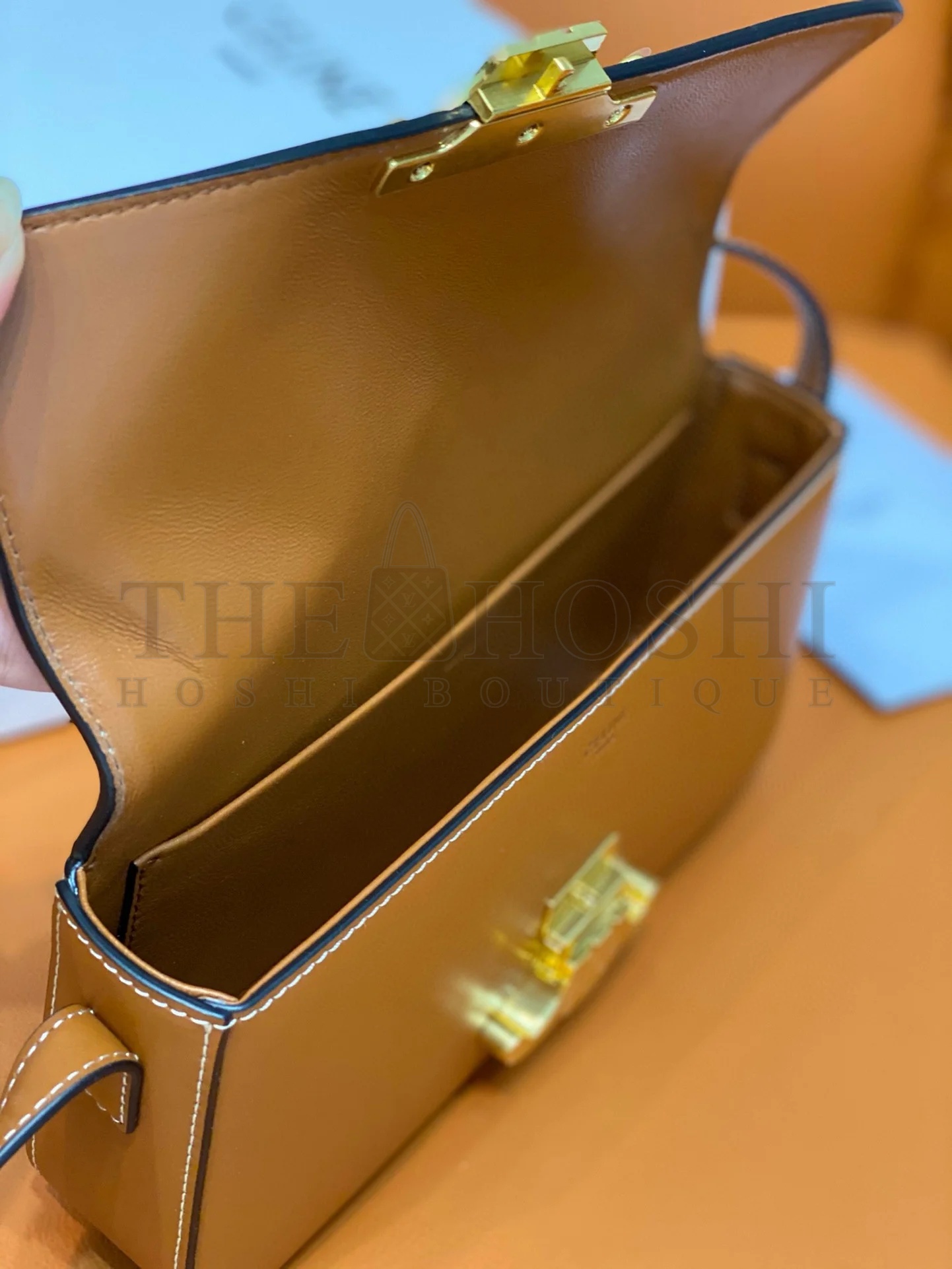 Ce1i*e Claude Shoulder Bag in Brown Calfskin Master Quality