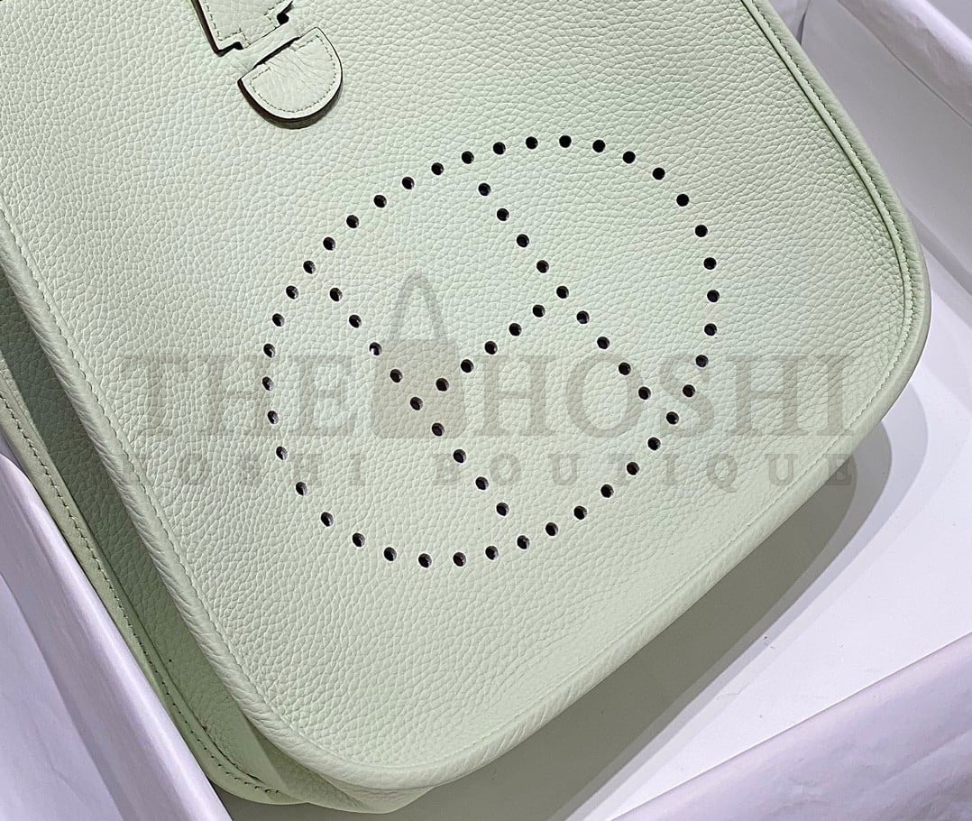 H**me5 Evelyne III 29 Bag in Vert Fizz Clemence Leather Master Quality